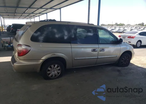 2005 Chrysler Town & Country Touring из США, поврежденный, VIN 2C4GP54L85R351697